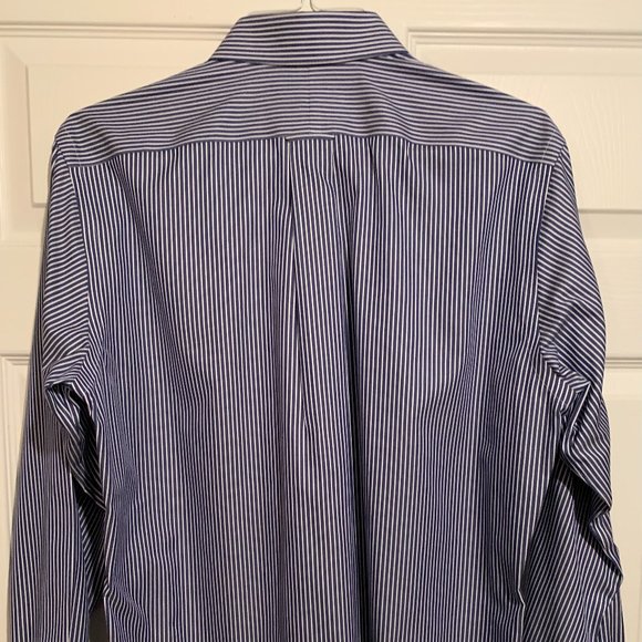 Kirkland Men's Long Sleeve Dress Shirts...Lot of 3 - Picture 7 of 13
